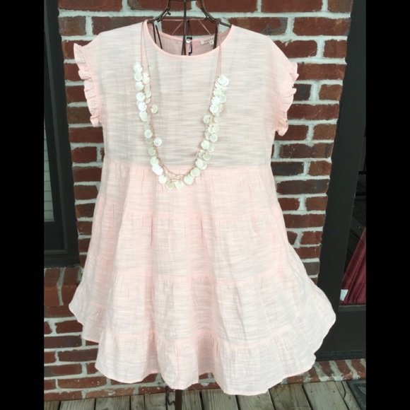 BOUTIQUE BAEVELY TIERED PEACH DRESS - Picture 1 of 4